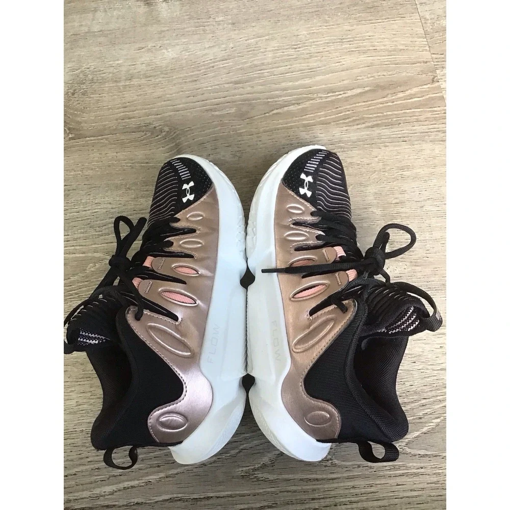 Under Armor Womens Shoes Flow 4 Breakthru Size 8 Black Pink Metallic 3026641-00